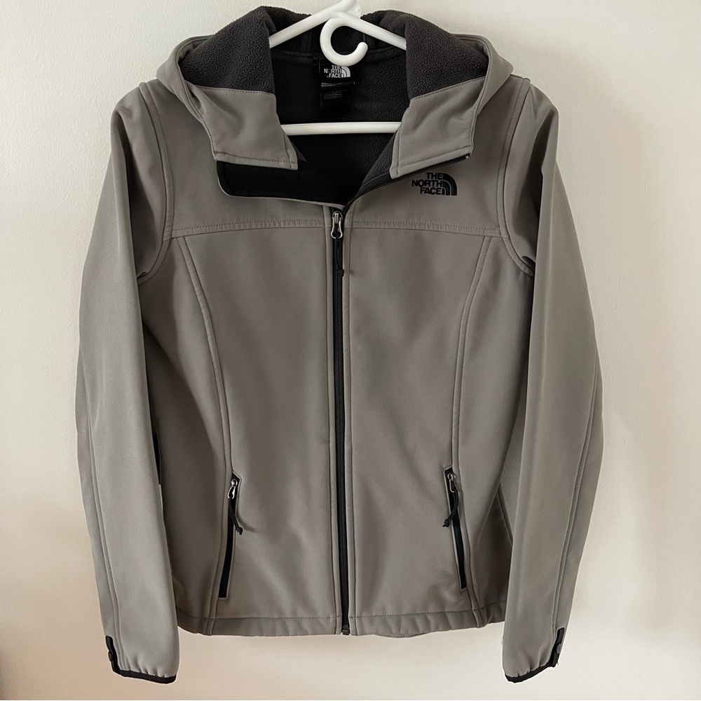 The north face women’s apex jacket with hood (size small)